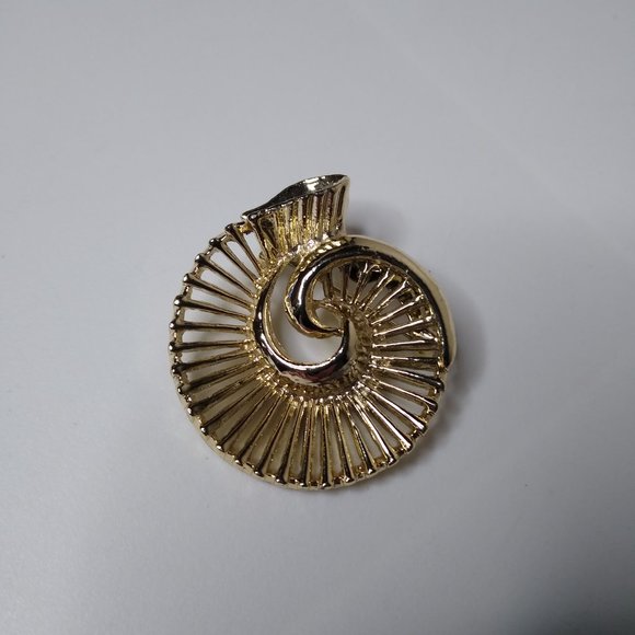 Vintage Metal Nautilus Shell Brooch - Picture 2 of 14